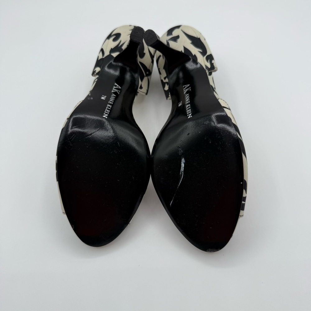 Anne Klein Peep Toe Rosette Heels Black Cream Floral Elegant Pumps Size 7 - Picture 12 of 16